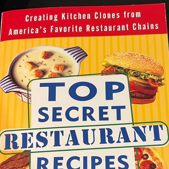 Top Secret Restaurant Recipes Cookbook First Edition 1997 322 Pages EUC - Picture 2 of 9